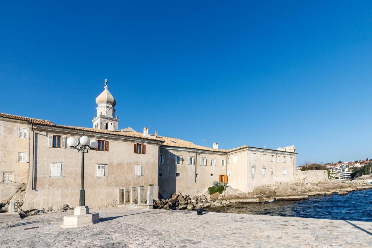 Apartment Klara Krk Town Εξωτερικό φωτογραφία